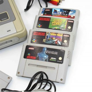 Original SNES Super Nintendo Konsole Gerät 1 Controller & 8 Spiele gebraucht